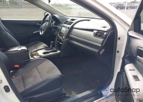 2013 Toyota Camry Se z USA, uszkodzony, nr VIN 4T1BF1FK6DU680826